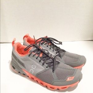 On Cloud Sneakers Size 9.5